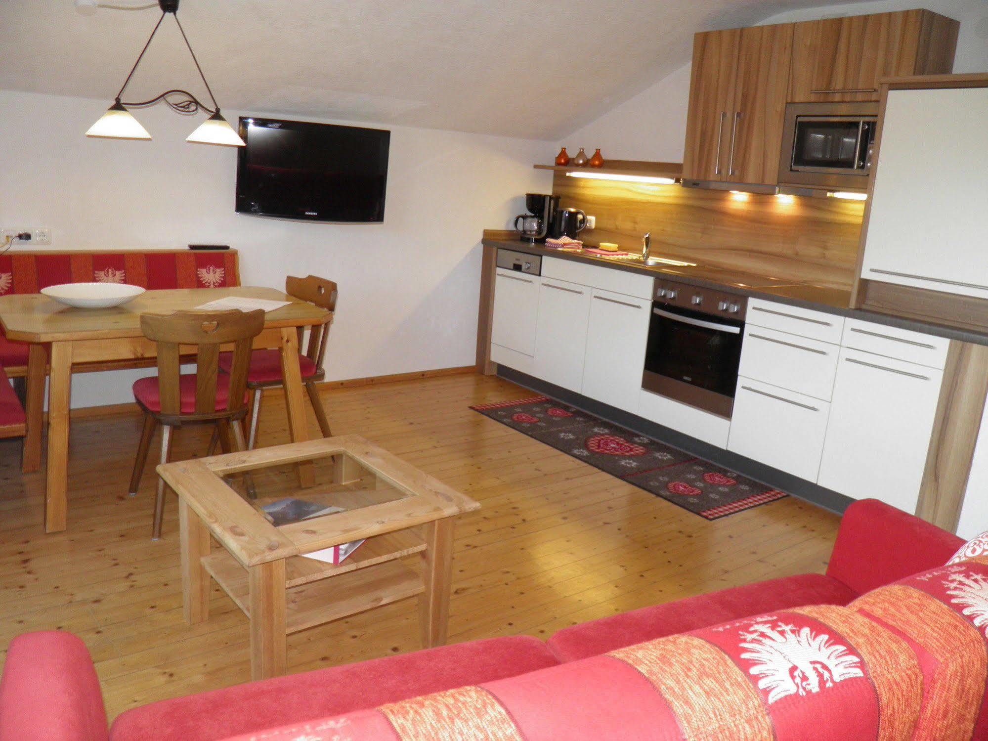 Aparthotel Alpenhof Waengle Reutte Zewnętrze zdjęcie